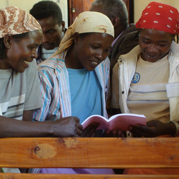 Dhirayta people reading